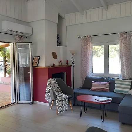 Joleni In Keramies Ferienhaus